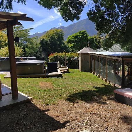 Golden Caves - Bed & Breakfast Takaka Exterior photo